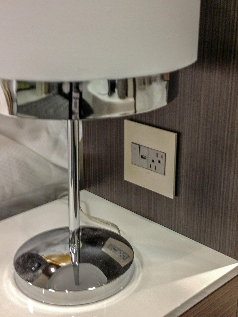Legrand - AWP1G2TM6 - One-Gang Screwless Wall Plate with Microban - adorne - Titanium