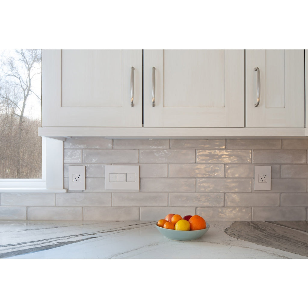 Legrand - AWP1G3WH4 - One-Gang-Plus Screwless Wall Plate with Microban - adorne - Gloss White