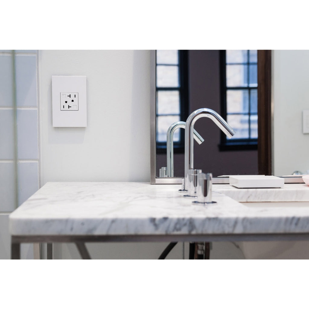 Legrand - AWP3GWH4 - Three-Gang Screwless Wall Plate with Microban - adorne - Gloss White