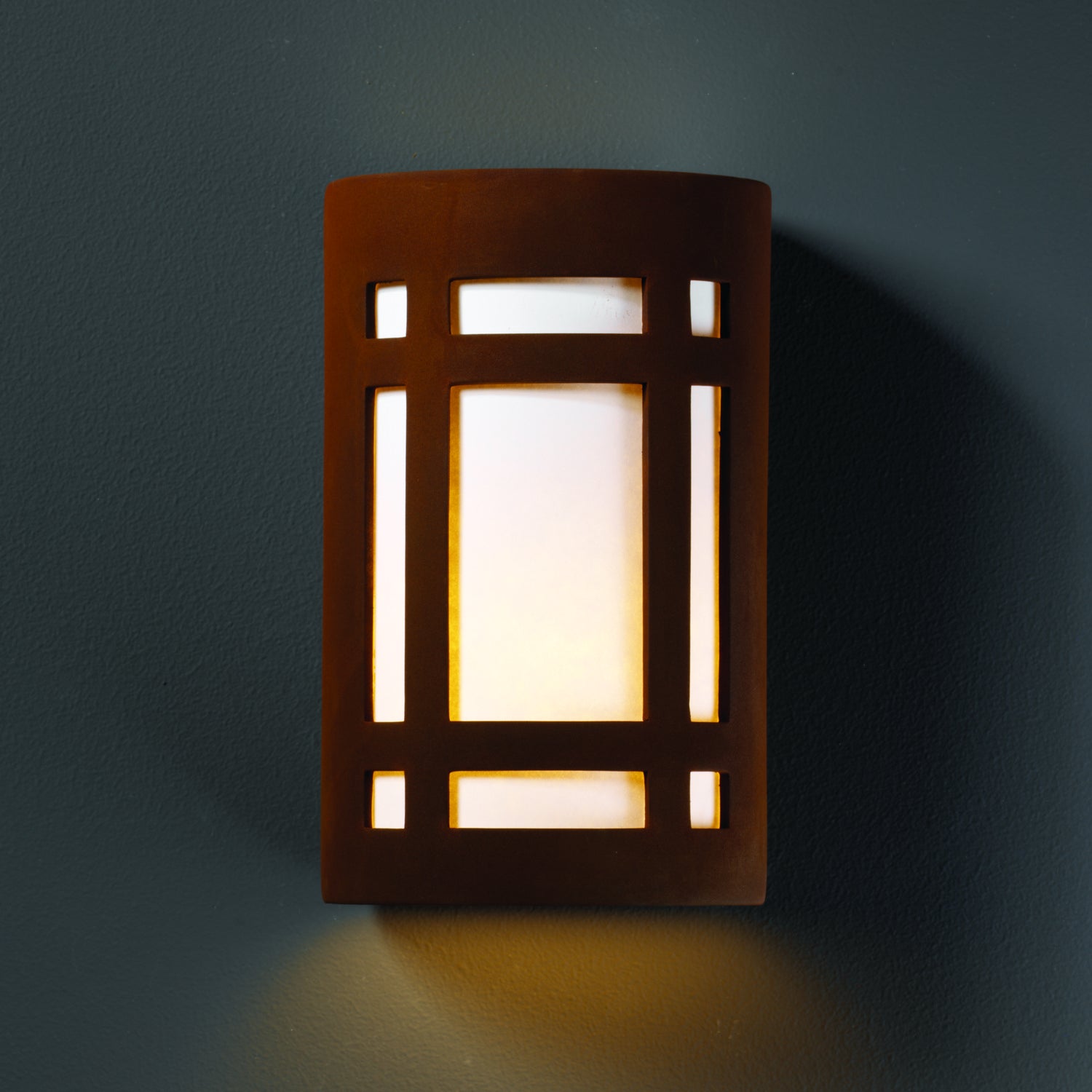 Justice Designs - CER-7495W-RRST - Lantern - Ambiance - Real Rust