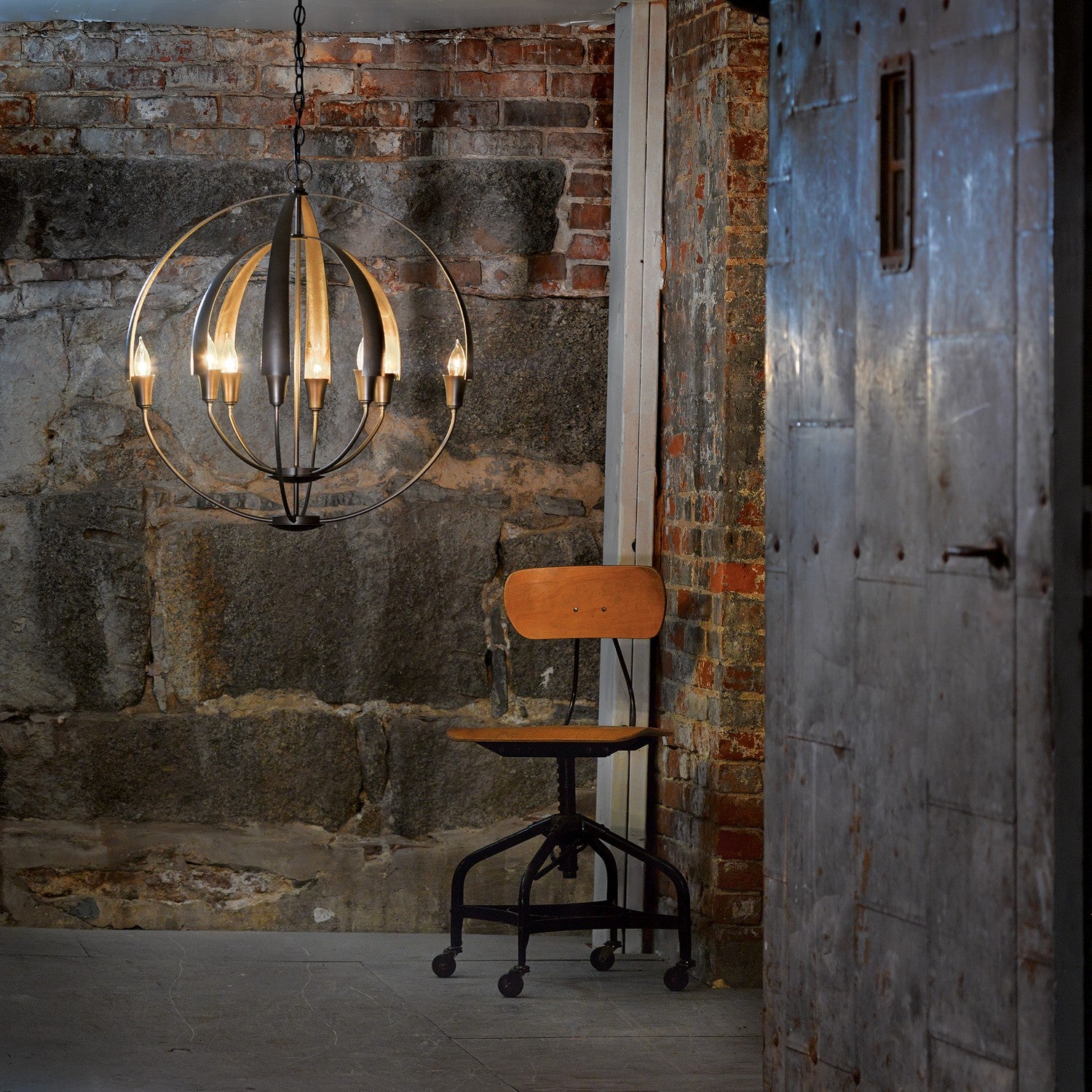 Hubbardton Forge - 104205-SKT-07 - Eight Light Chandelier - Cirque - Dark Smoke