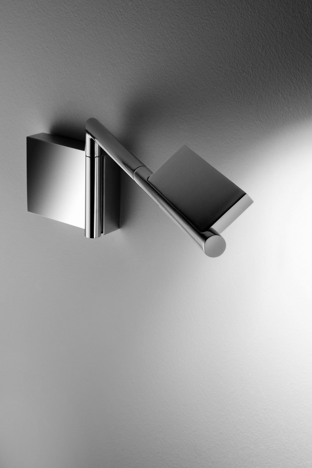 Estiluz - A-3260L-22 - LED Wall Sconce - Kant - Chrome