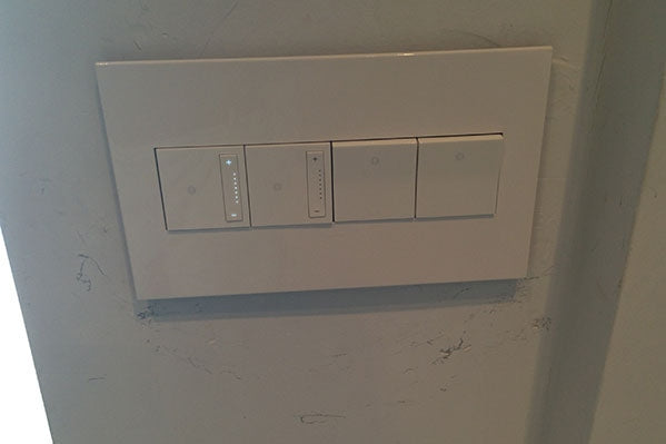 Legrand - ADTP703TUW4 - 700W sofTap Tru-Universal Dimmer with Microban - adorne - White