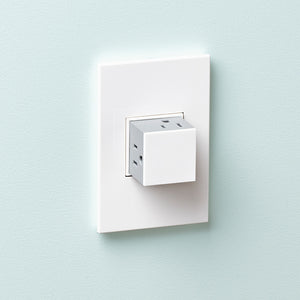 Legrand - AWP4GWHW4 - Four-Gang Screwless Wall Plate with Microban - adorne - Gloss White on White