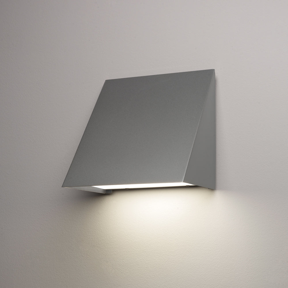 UltraLights - 18399-SP-OA-04 - LED Wall Sconce - Fortís - Satin Pewter