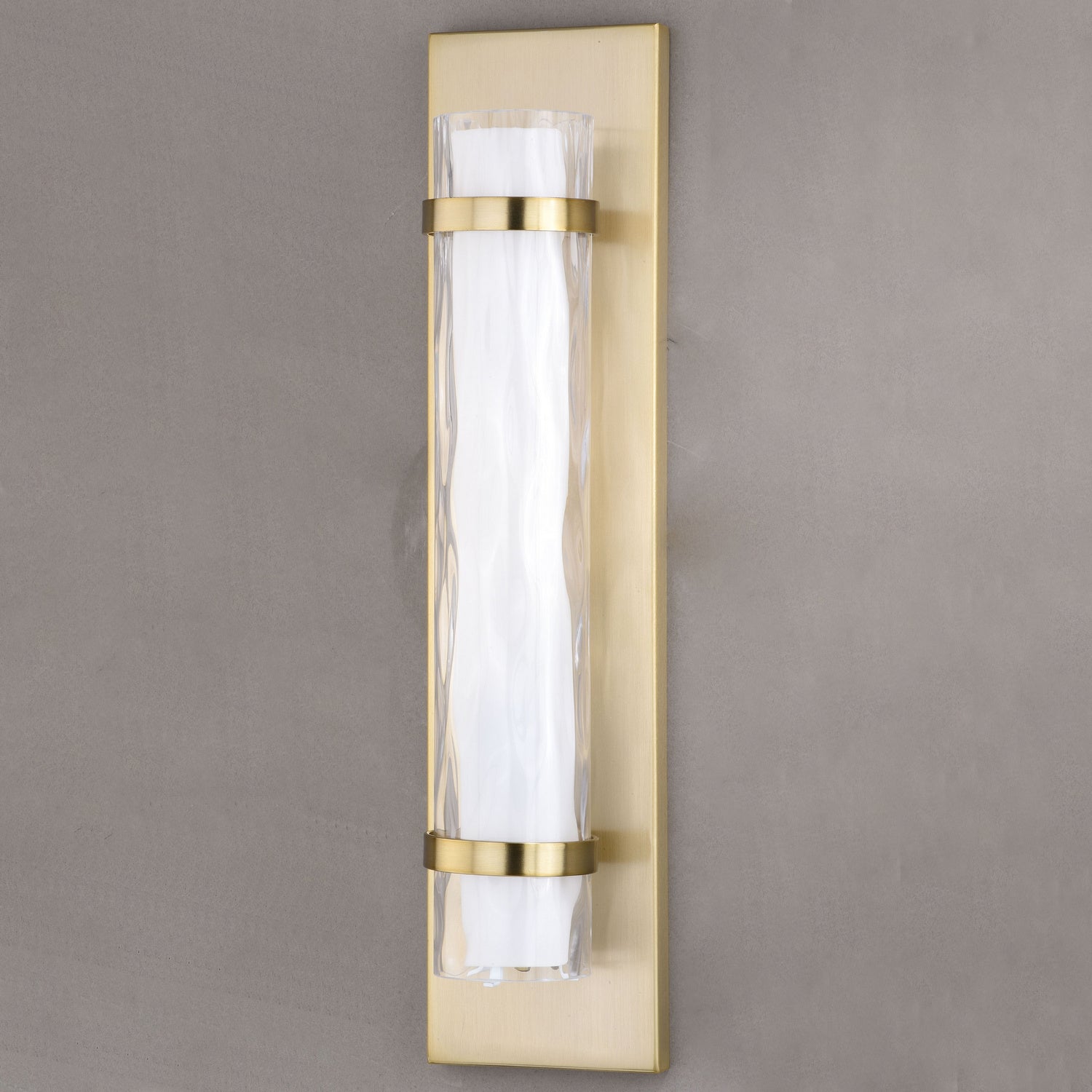 Vaxcel - W0310 - One Light Vanity - Vilo - Golden Brass