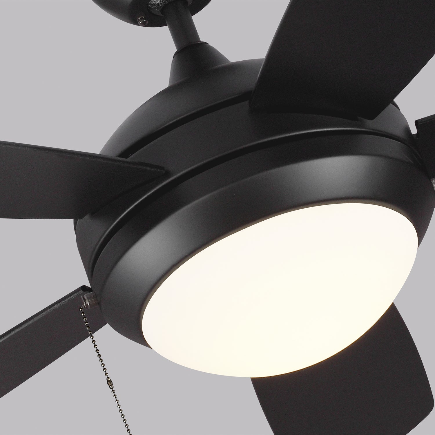 Generation Lighting. - 5DIC44BKD-V1 - 44"Ceiling Fan - Discus - Matte Black