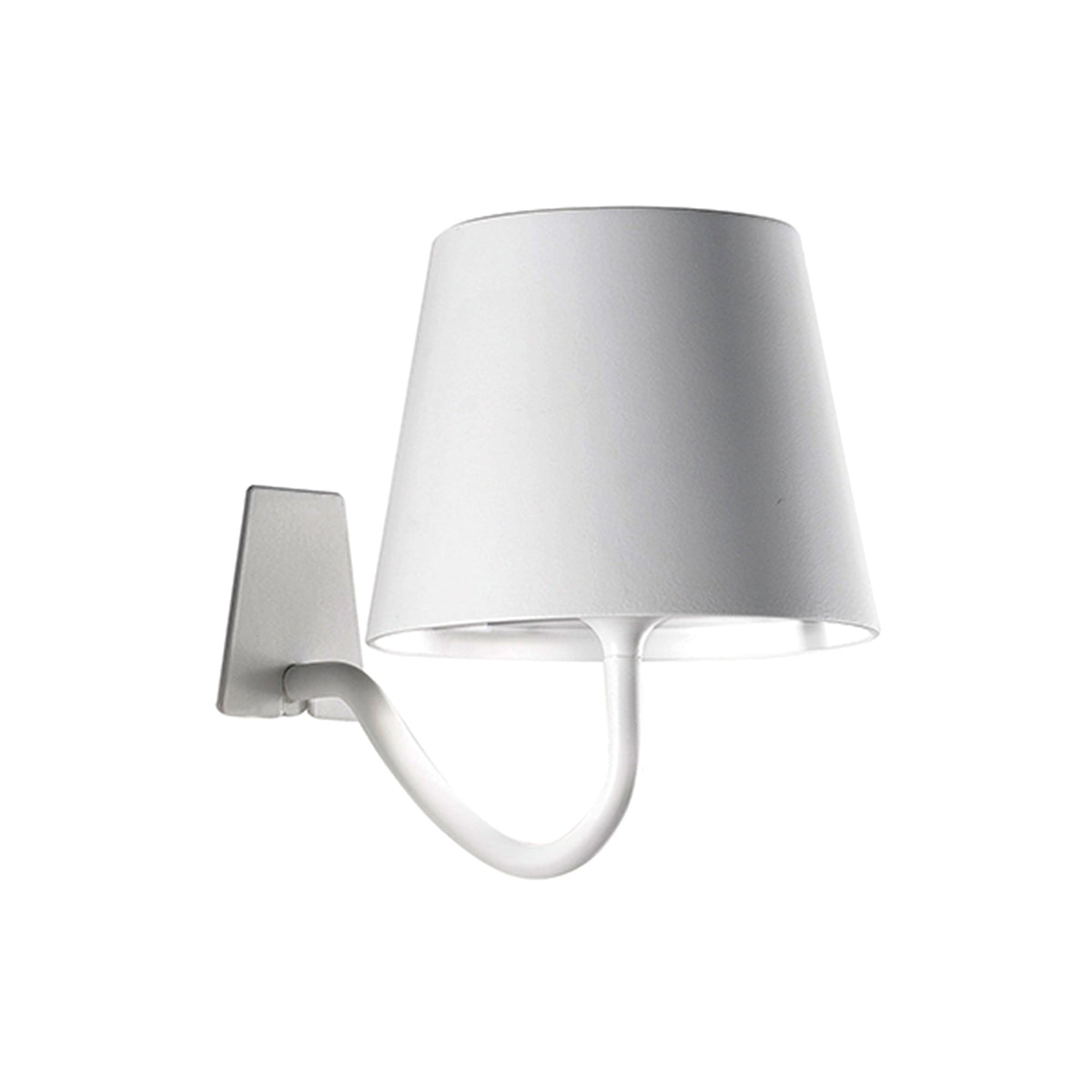 Poldina Pro Wall Lamp