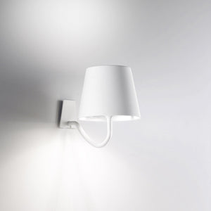 Poldina Pro Wall Lamp