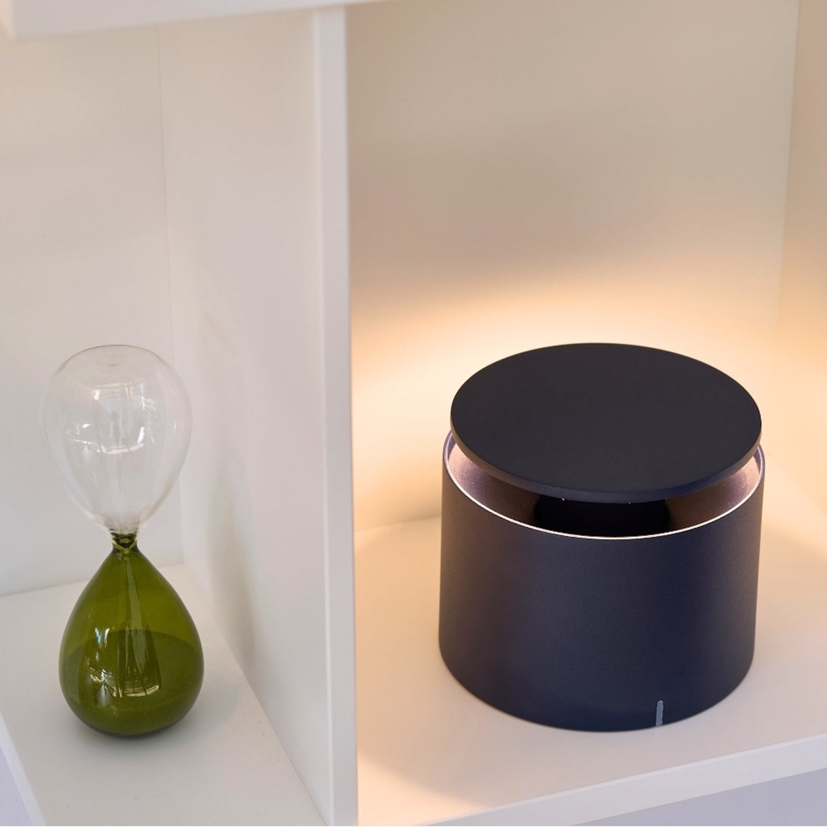Pushup Pro Table Lamp