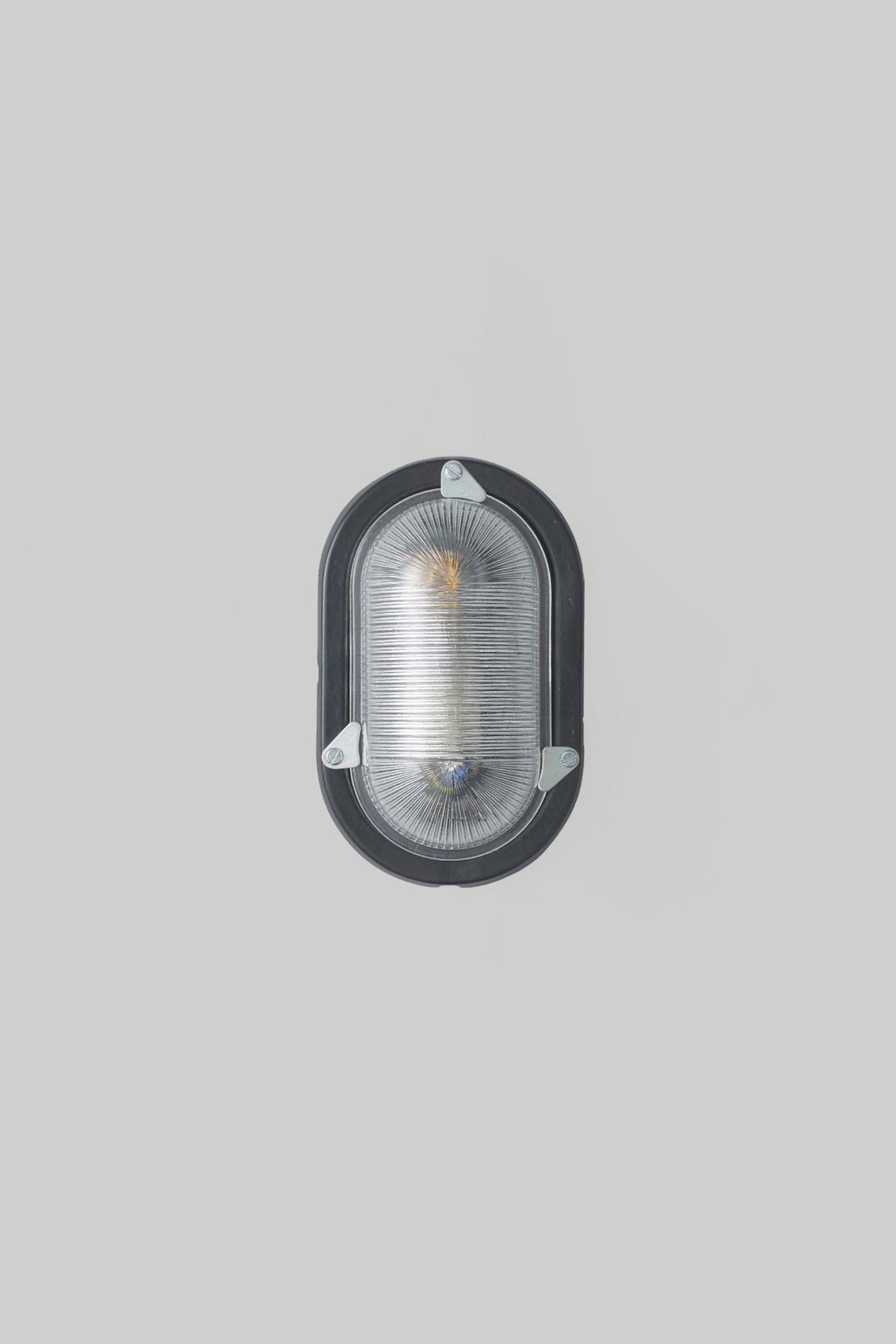Original BTC - Oval Aluminum Bulkhead 7001