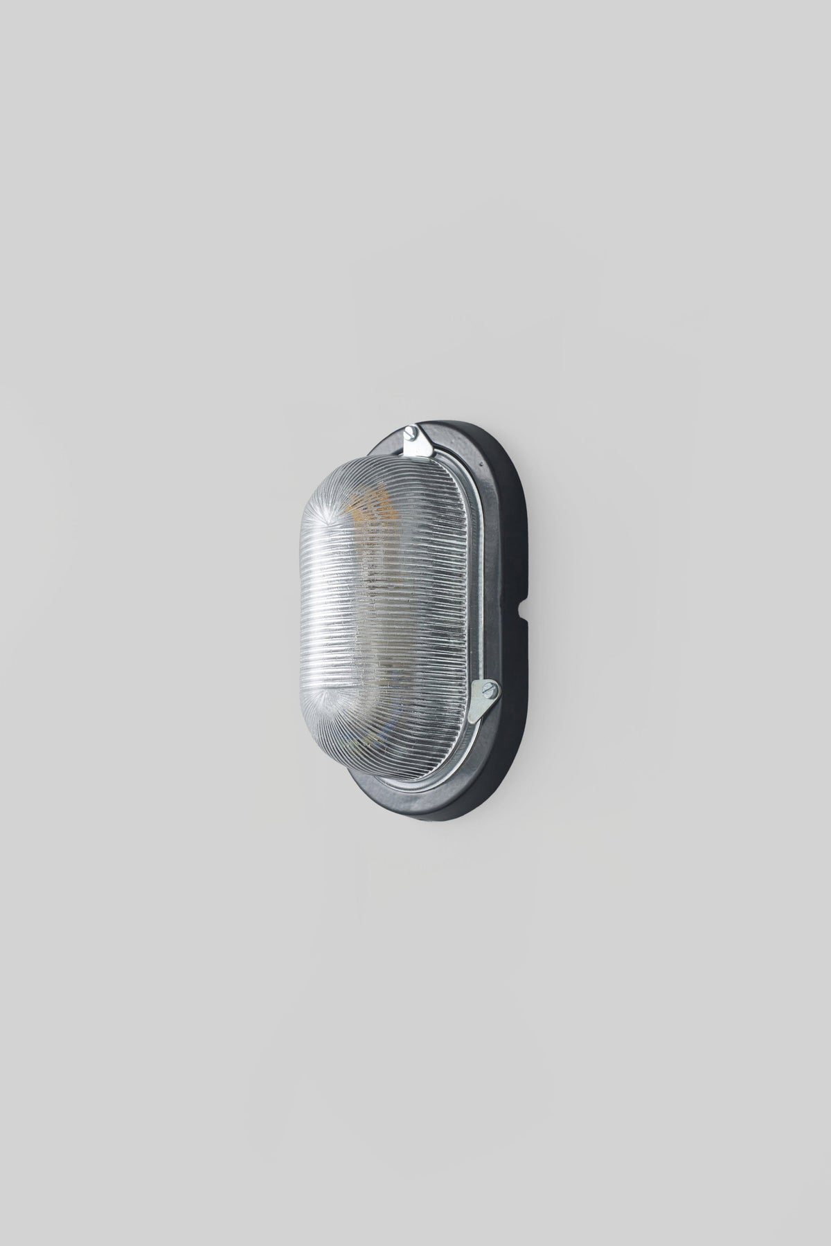 Original BTC - Oval Aluminum Bulkhead 7001