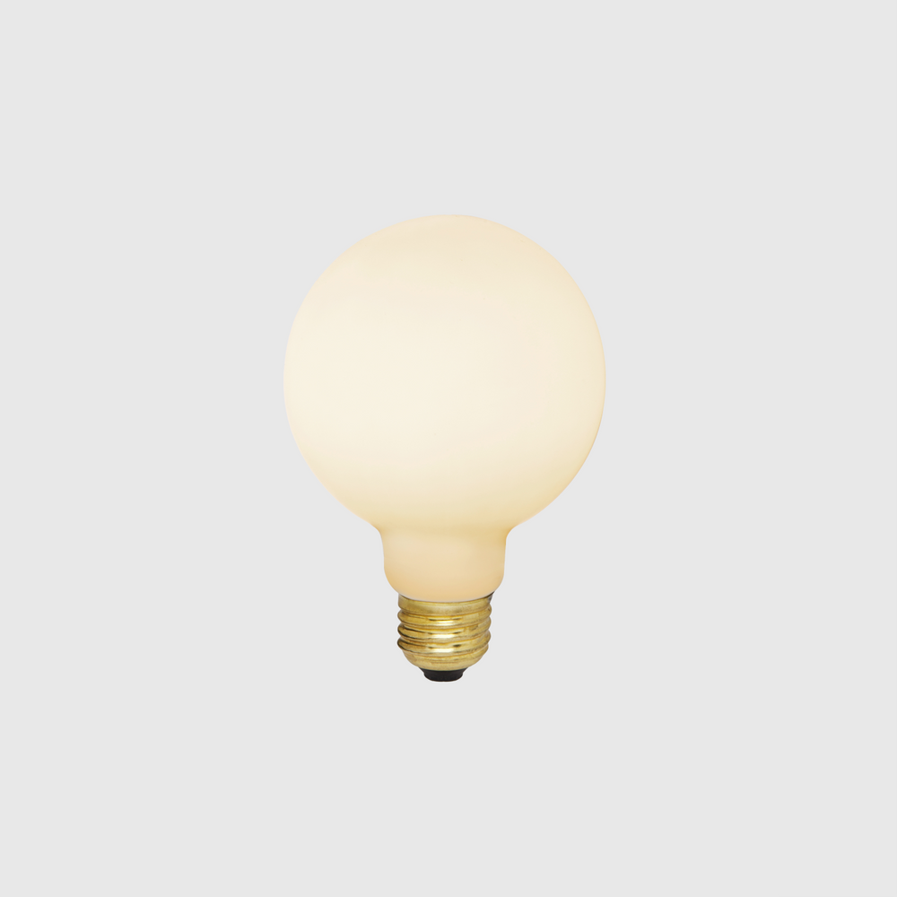 Porcelain II E26 LED Bulb