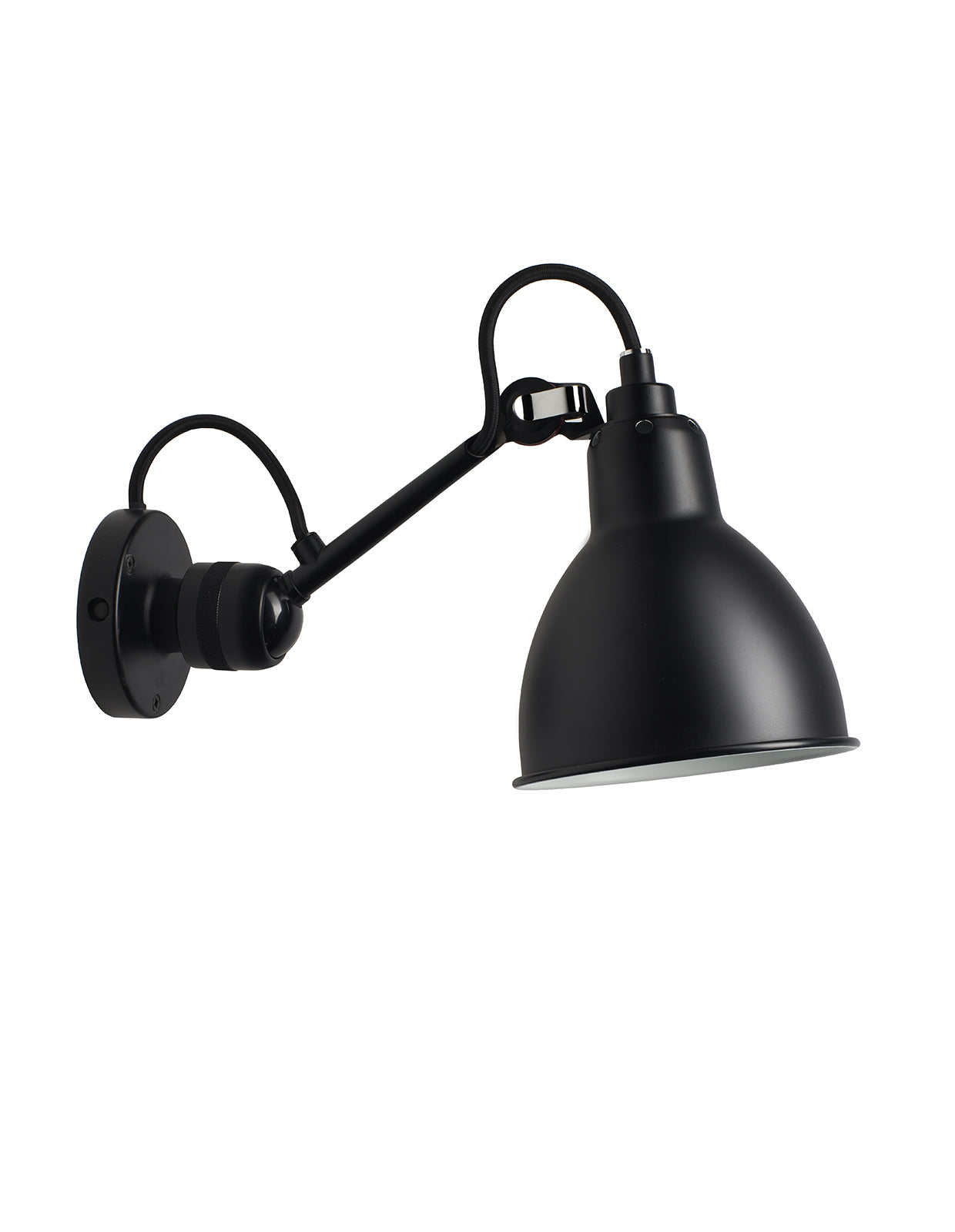 Steel spotlight with switch on the base. This spotlight is a benchmark in the world of lighting. Discreet and beautifully crafted,