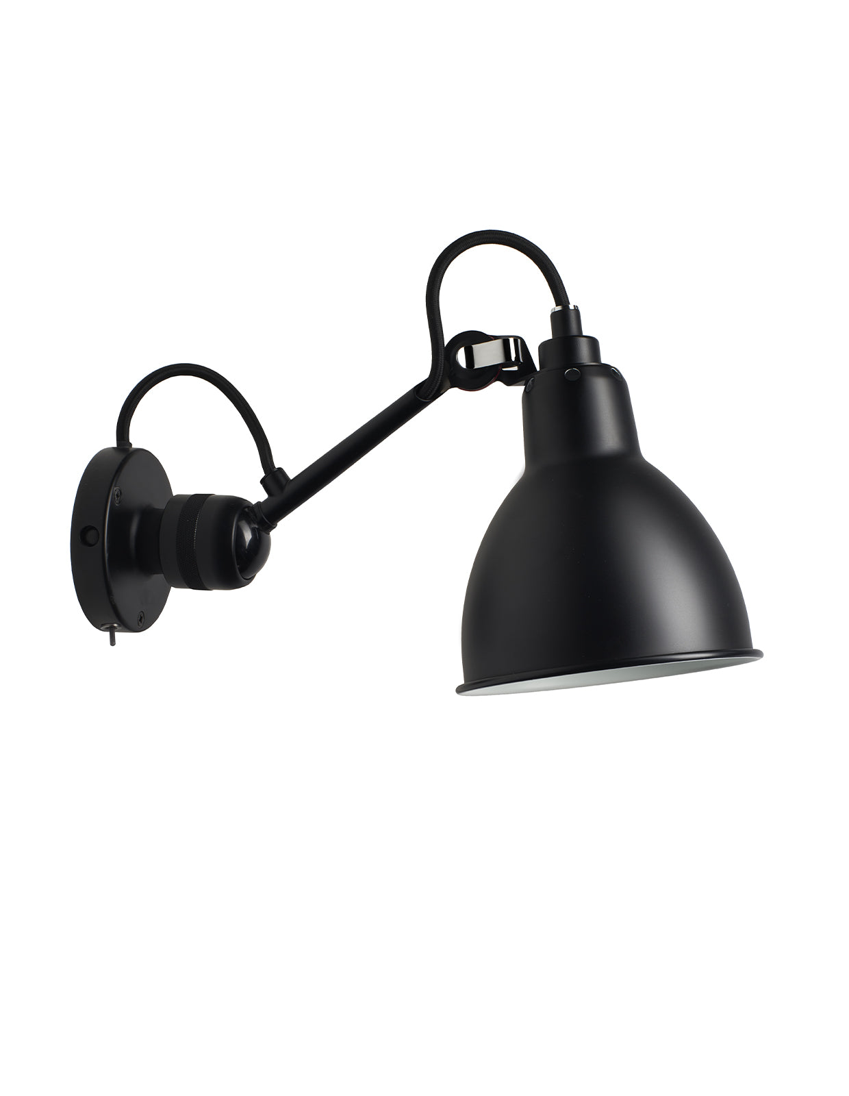 Steel spotlight with switch on the base. This spotlight is a benchmark in the world of lighting. Discreet and beautifully crafted,