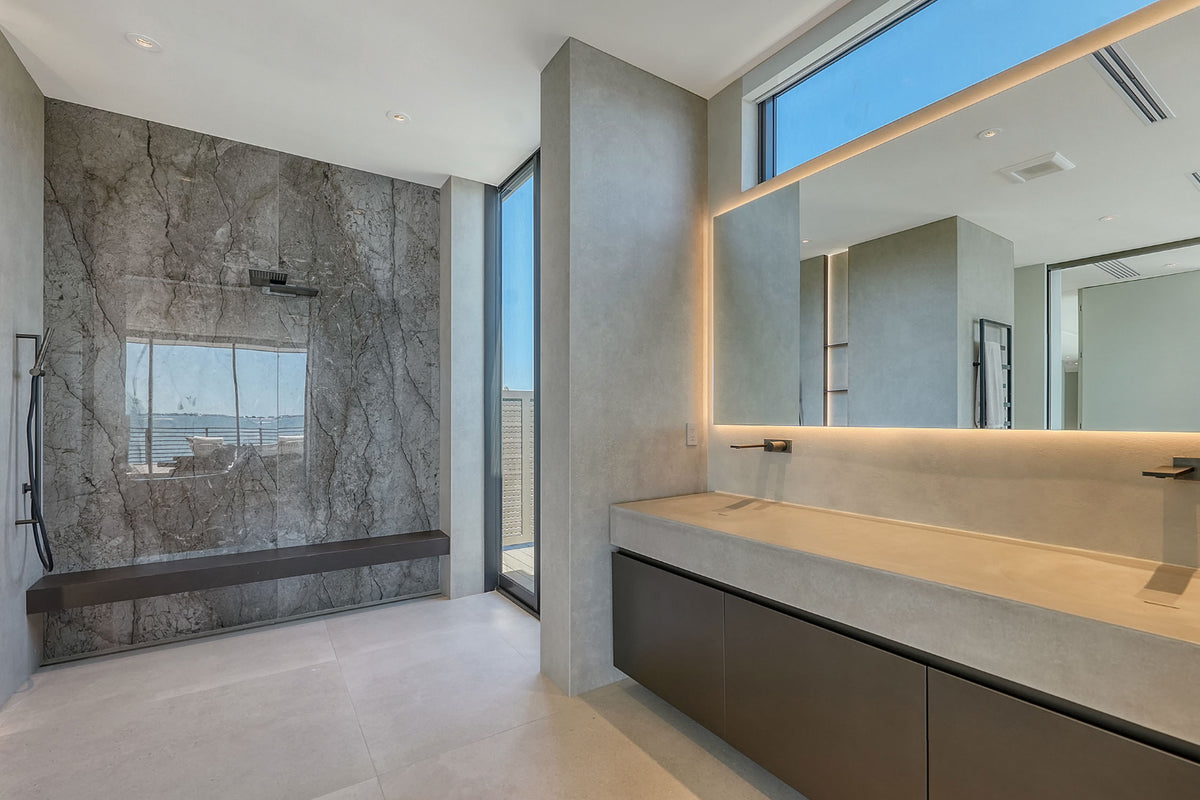 Showcasing strip lighting