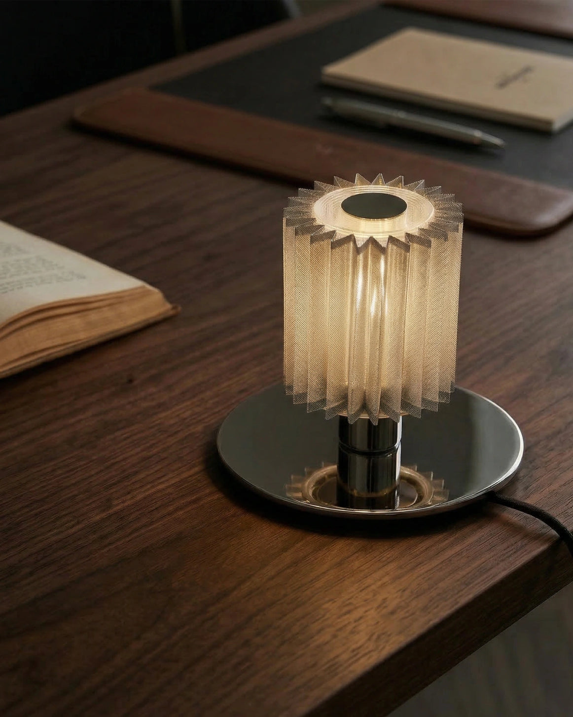 In The Sun 220 Table Lamp