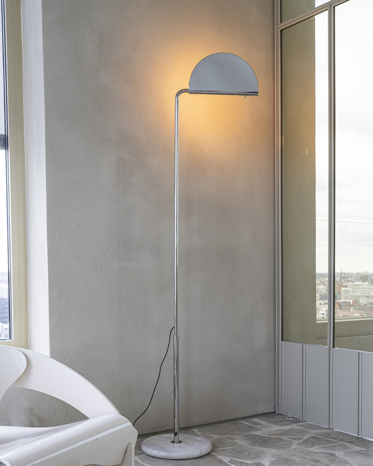 Mezzaluna Floor Lamp