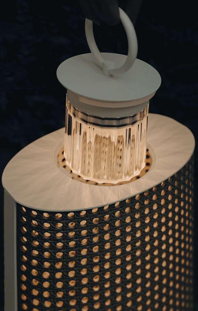 Clara Nomad Outdoor Portable Lantern