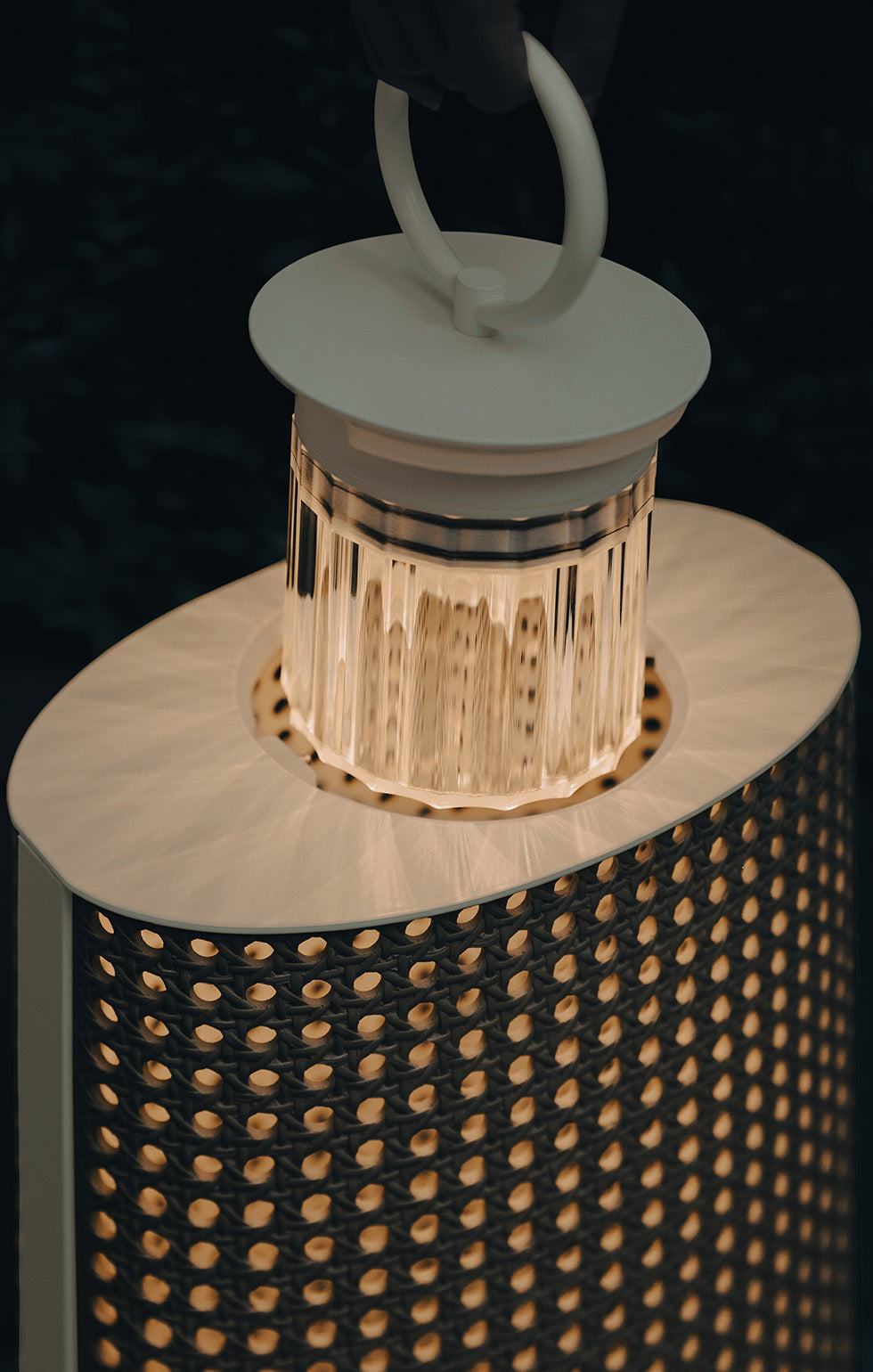 Clara Nomad Outdoor Portable Lantern