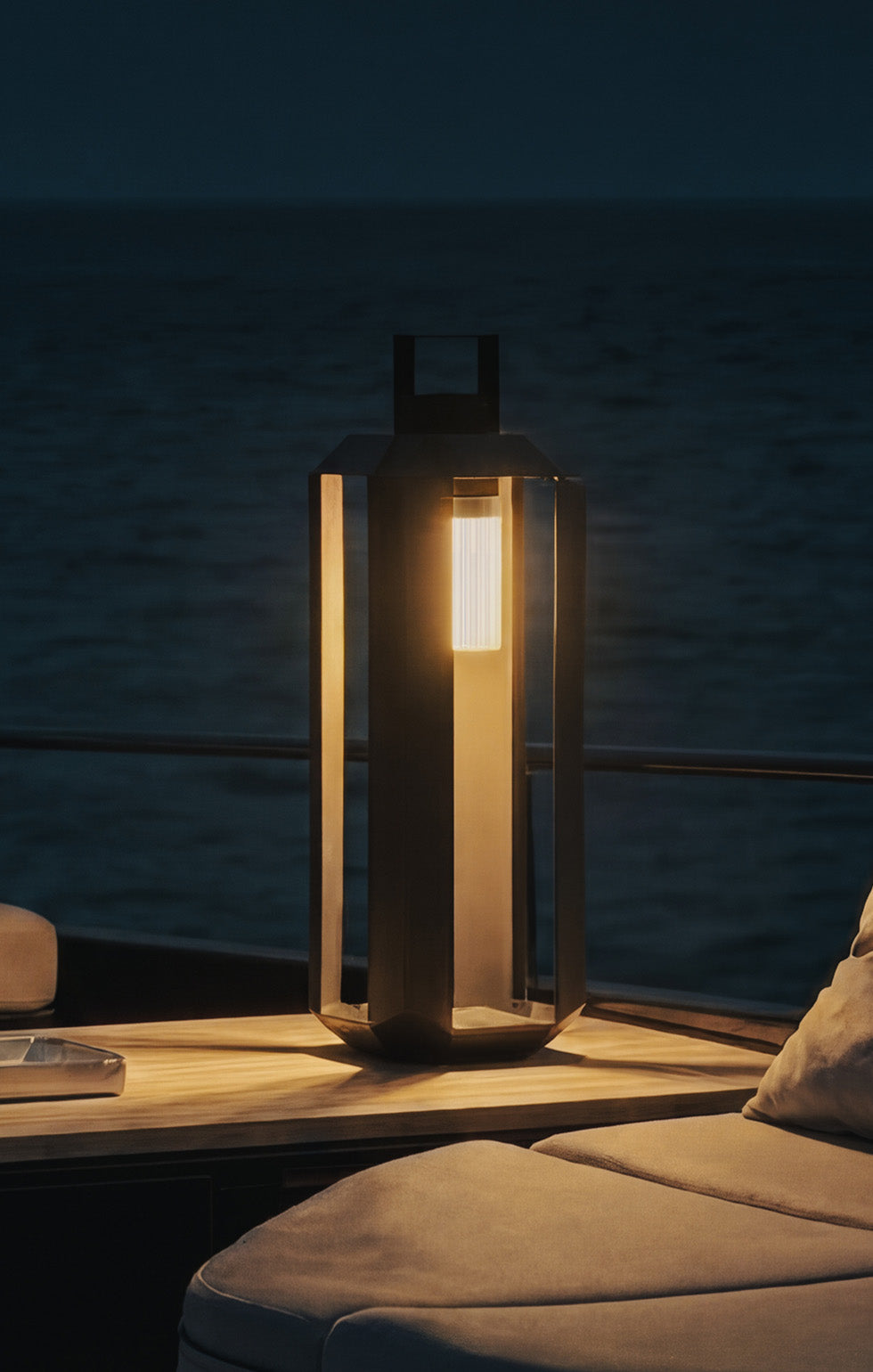 Cube Nomad Outdoor Portable Lamp