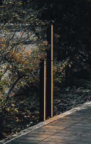 Fly Outdoor Floor Lamp