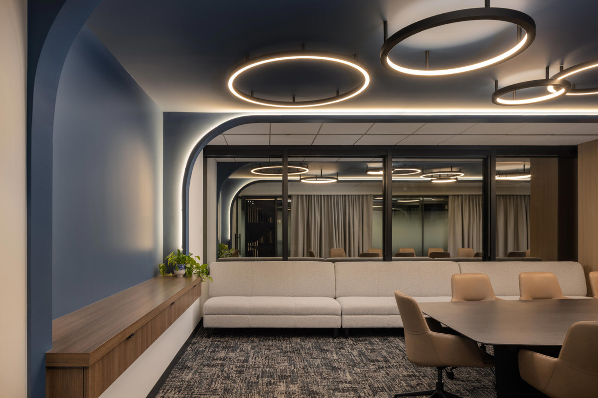 Showcasing Flexible architectural lighting