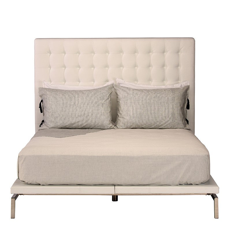 Nuevo - HGTA882 - Queen Bed - Bentley - White