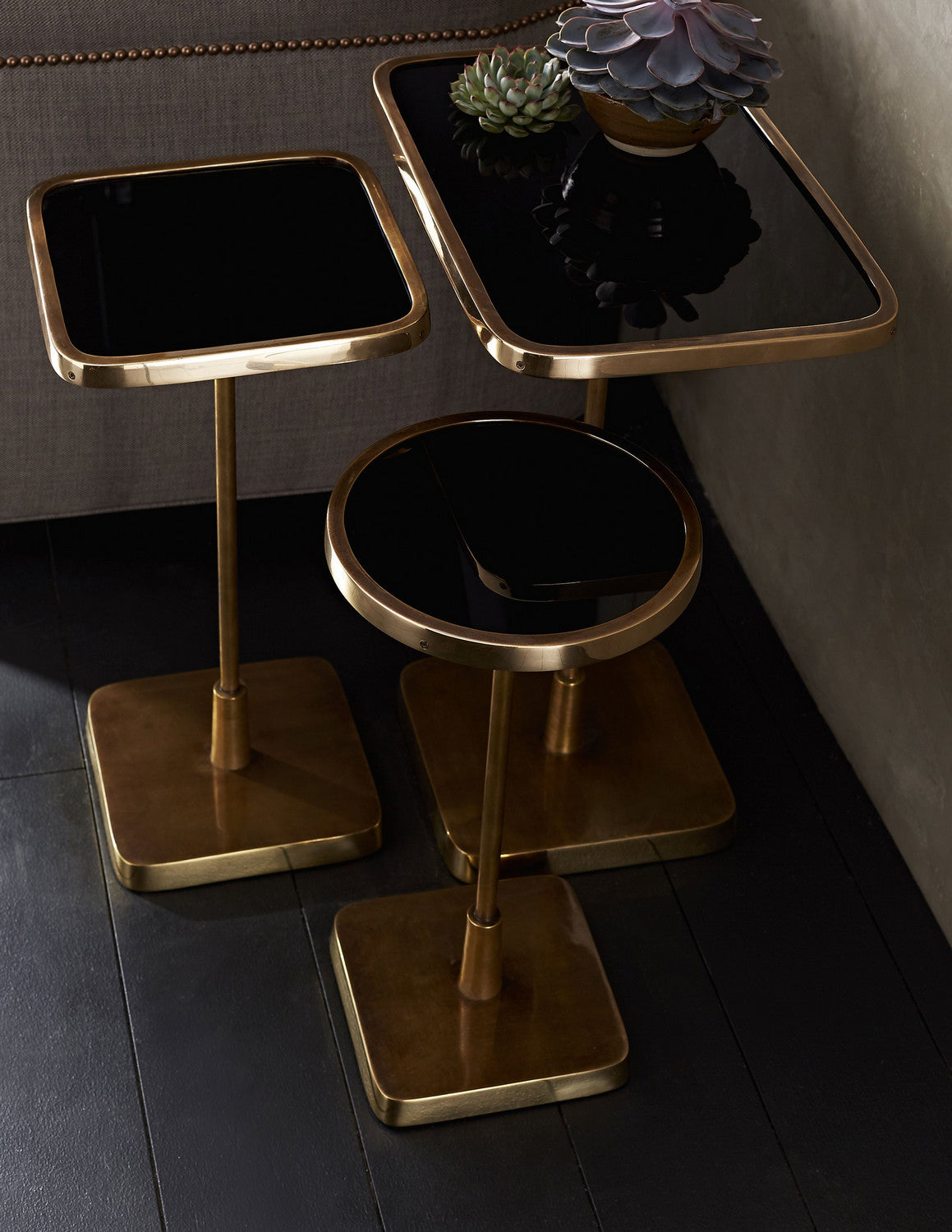 Arteriors - 4386 - Accent Table - Kaela - Vintage Brass