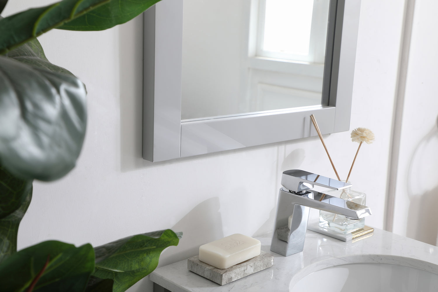 Elegant Lighting - VM21832GR - Mirror - Aqua - Grey