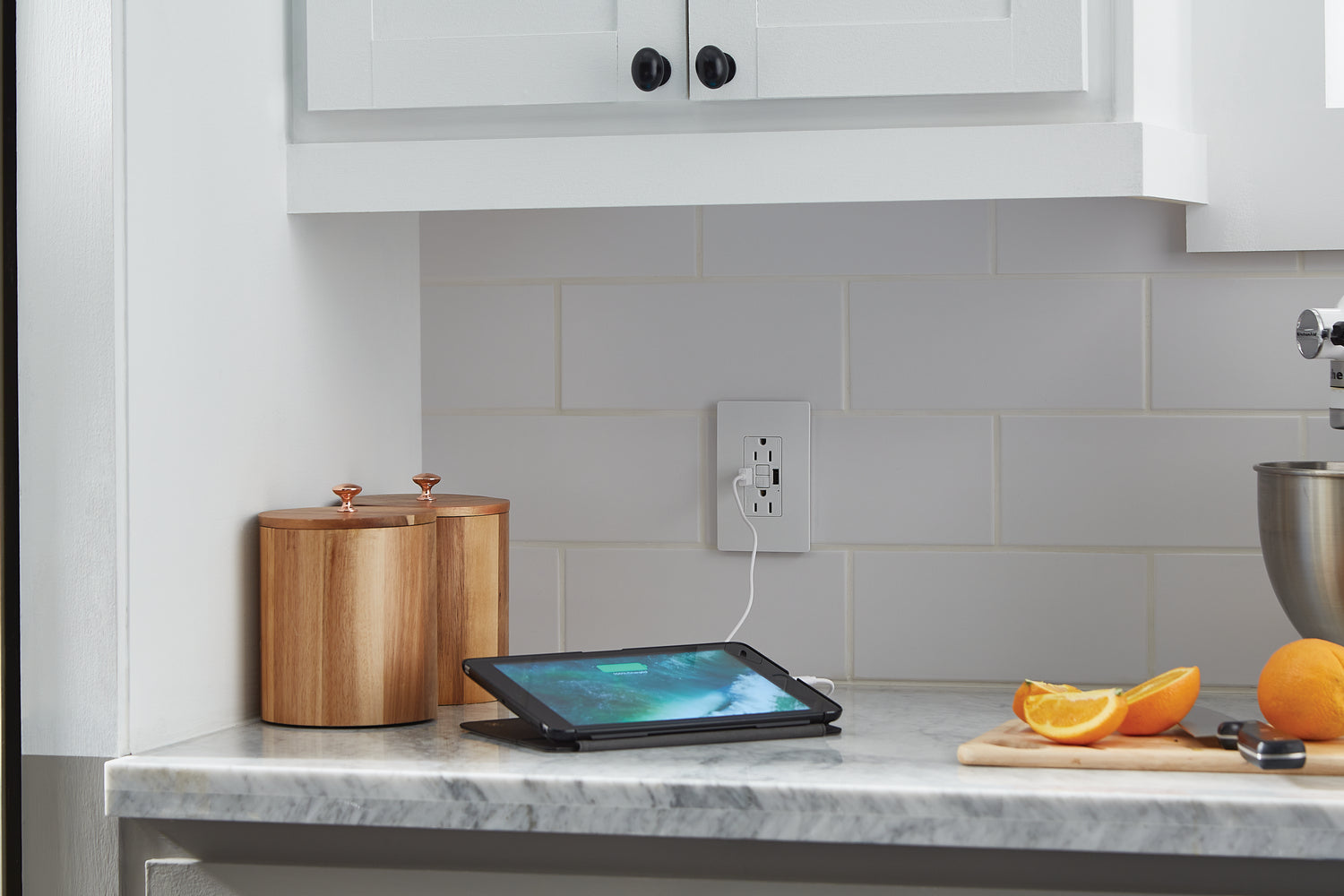 Legrand - 1597TRUSBAAW - Tamper-Resistant 15A Duplex Self-Test GFCI Receptacles with SafeLock Protection, USB Type A/A - radiant - White