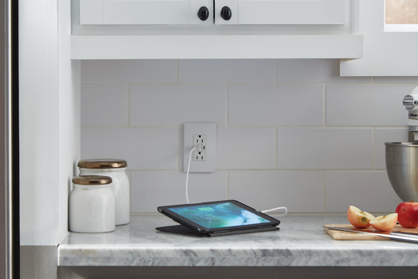 Legrand - 1597TRUSBCCW - Tamper-Resistant 15A Duplex Self-Test GFCI Receptacles with SafeLock Protection, USB Type C/C - radiant - White