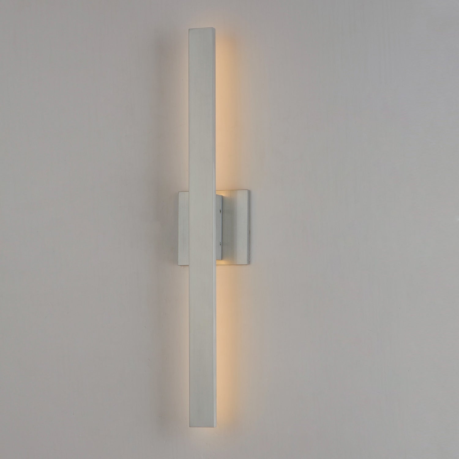 ET2 - E41343-SA - LED Outdoor Wall Sconce - Alumilux Line - Satin Aluminum