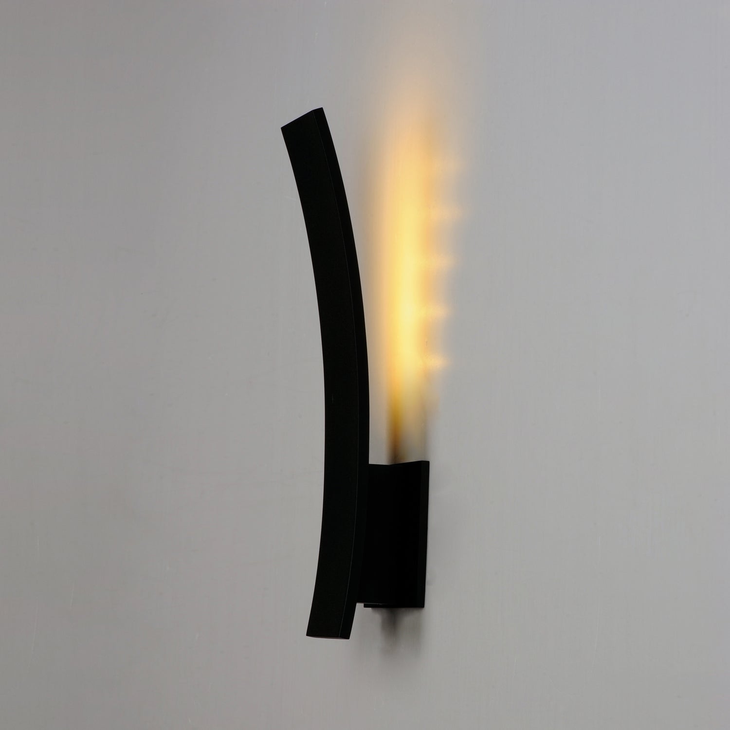 ET2 - E41307-BK - LED Outdoor Wall Sconce - Alumilux Prime - Black