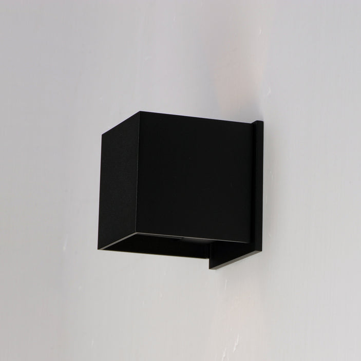 ET2 - E41308-BK - LED Outdoor Wall Sconce - Alumilux Cube - Black