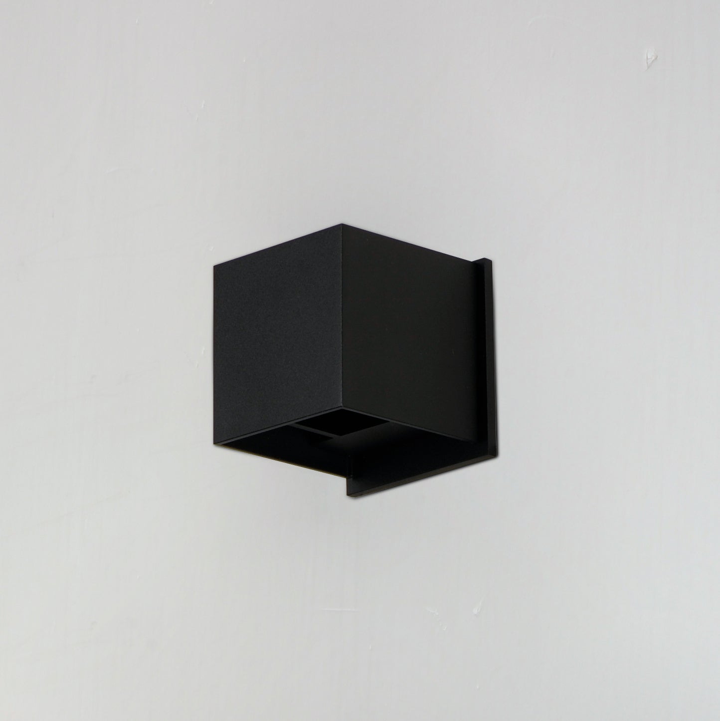 ET2 - E41308-BK - LED Outdoor Wall Sconce - Alumilux Cube - Black