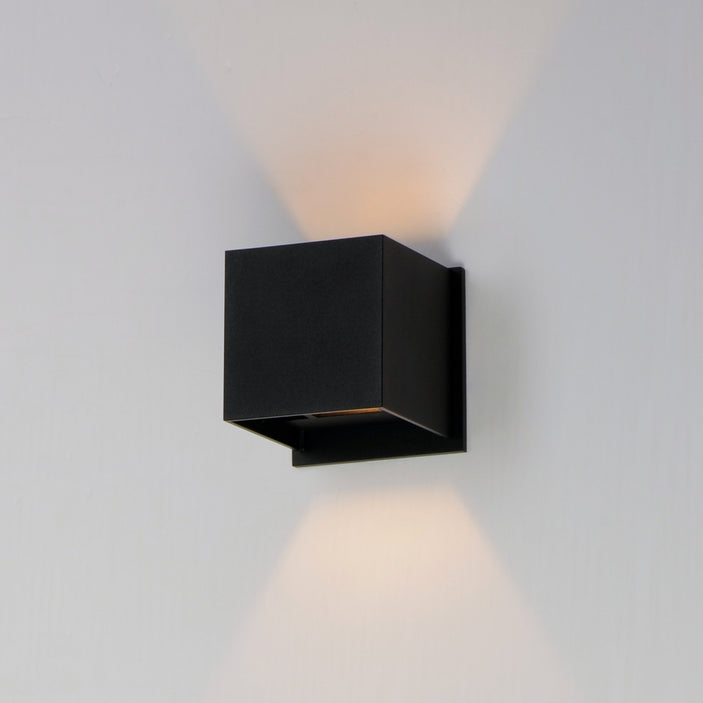 ET2 - E41308-BK - LED Outdoor Wall Sconce - Alumilux Cube - Black