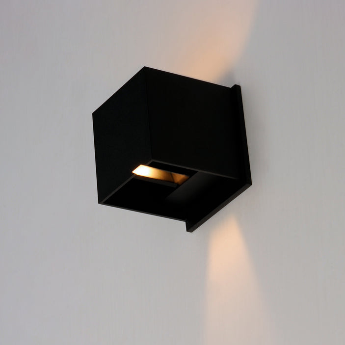 ET2 - E41308-BK - LED Outdoor Wall Sconce - Alumilux Cube - Black