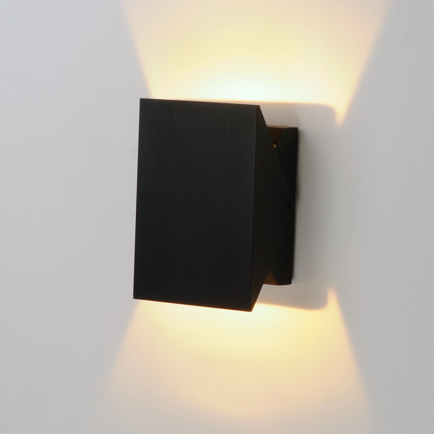 ET2 - E41333-BK - LED Outdoor Wall Sconce - Alumilux Tilt - Black