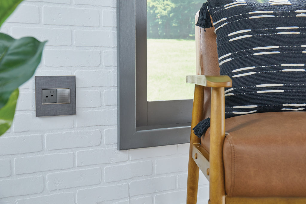 Legrand - WNAH2M1 - Smart Surface-Mount Gateway with Netatmo - adorne - Magnesium