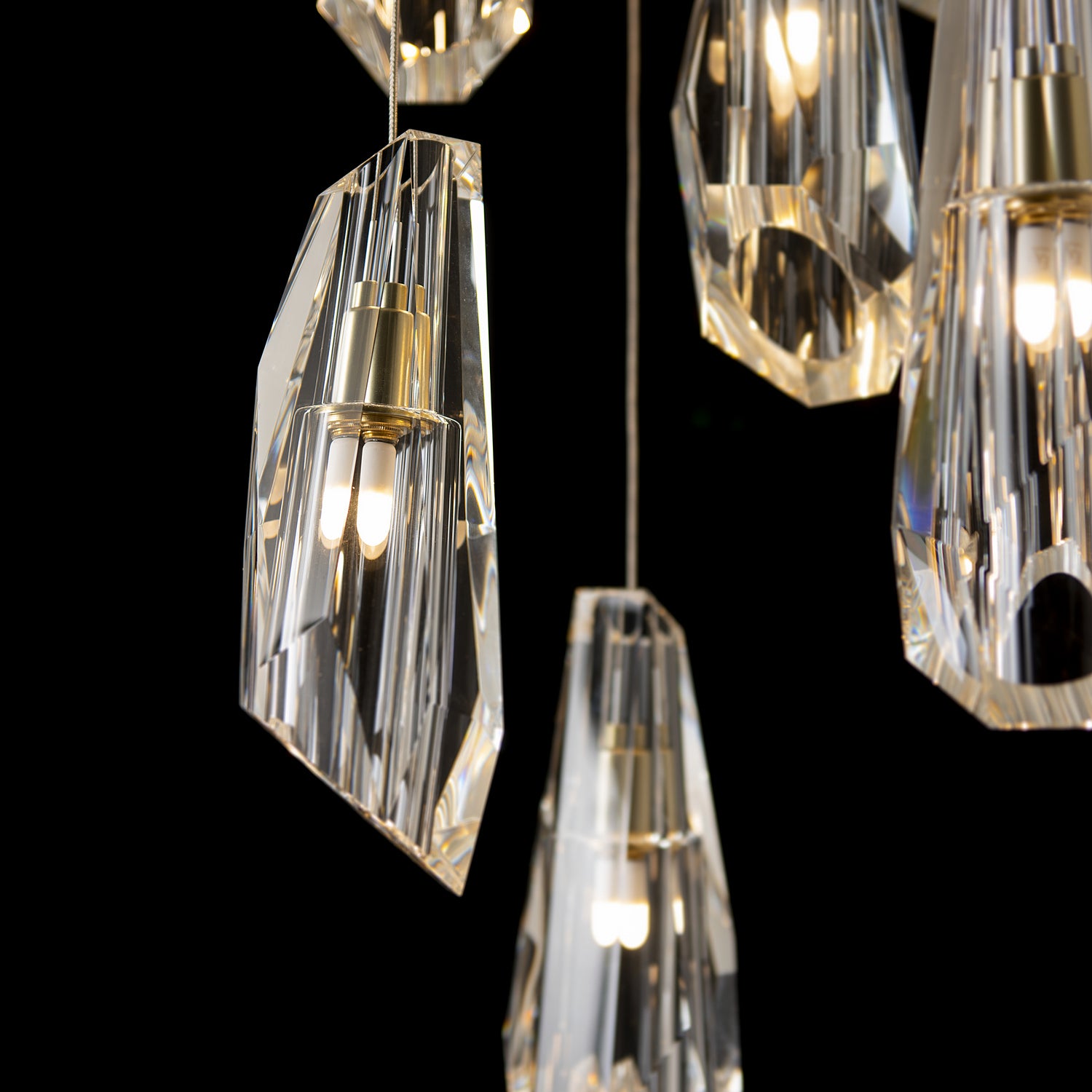 Hubbardton Forge - 131101-SKT-LONG-10-CR - Luma 9-Light Large Crystal Pendant - Luma - Black