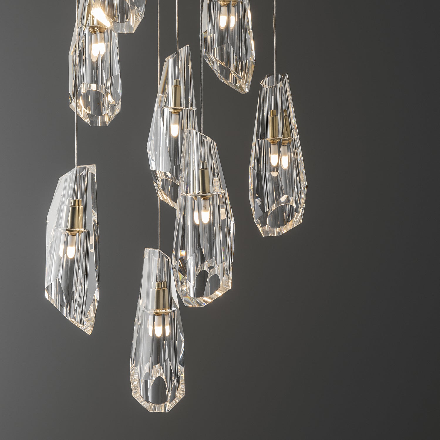 Hubbardton Forge - 131101-SKT-LONG-10-CR - Luma 9-Light Large Crystal Pendant - Luma - Black
