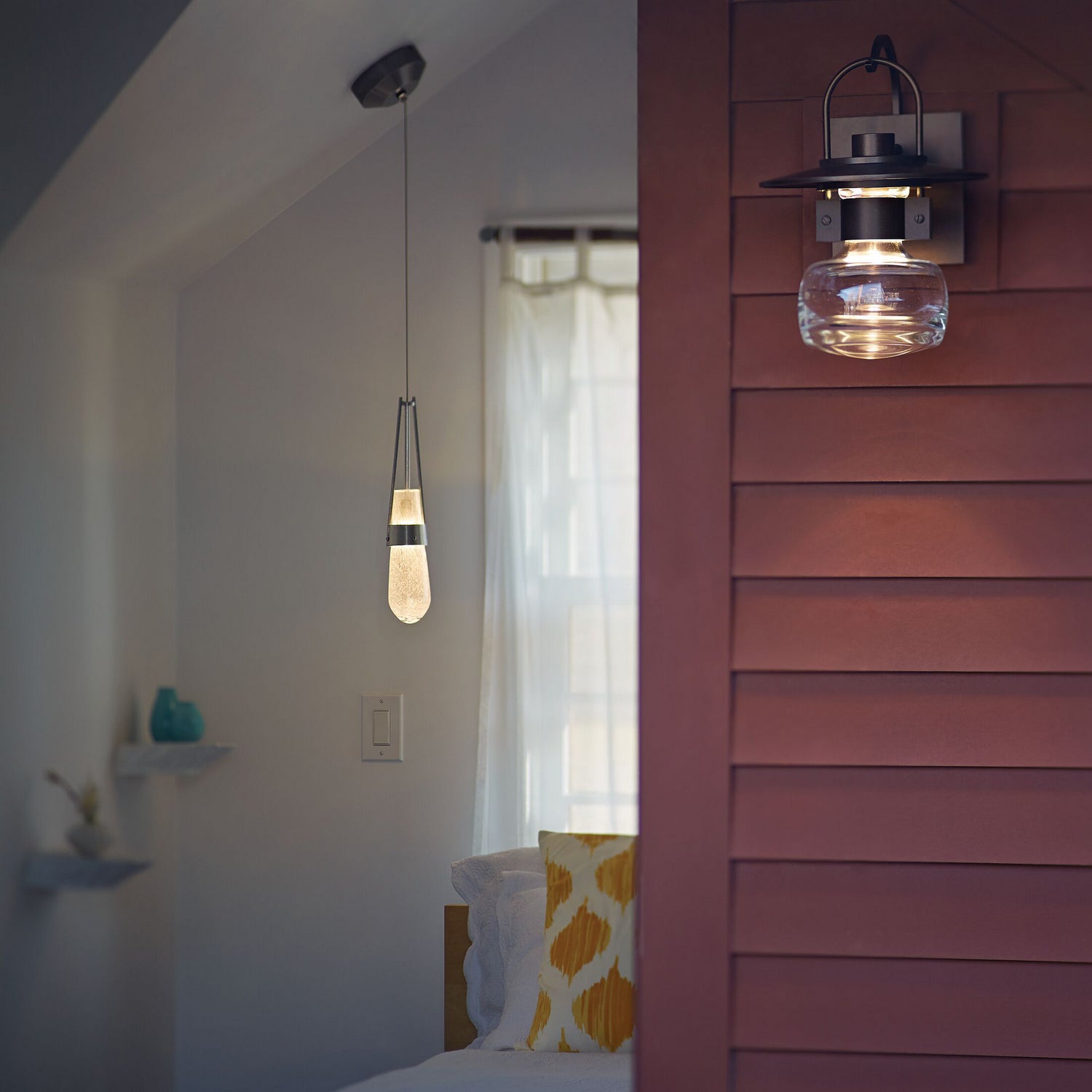 Hubbardton Forge - 161042-SKT-STND-85-YG0434 - Link Blown Glass Low Voltage Mini Pendant - Link - Sterling