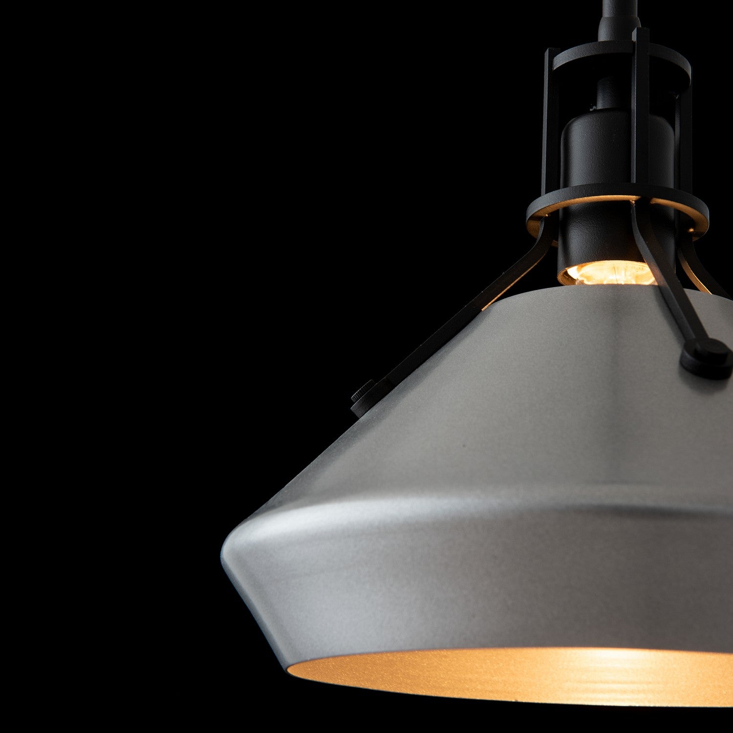 Hubbardton Forge - 184251-SKT-MULT-10-82 - Henry with Chamfer Pendant - Henry - Black