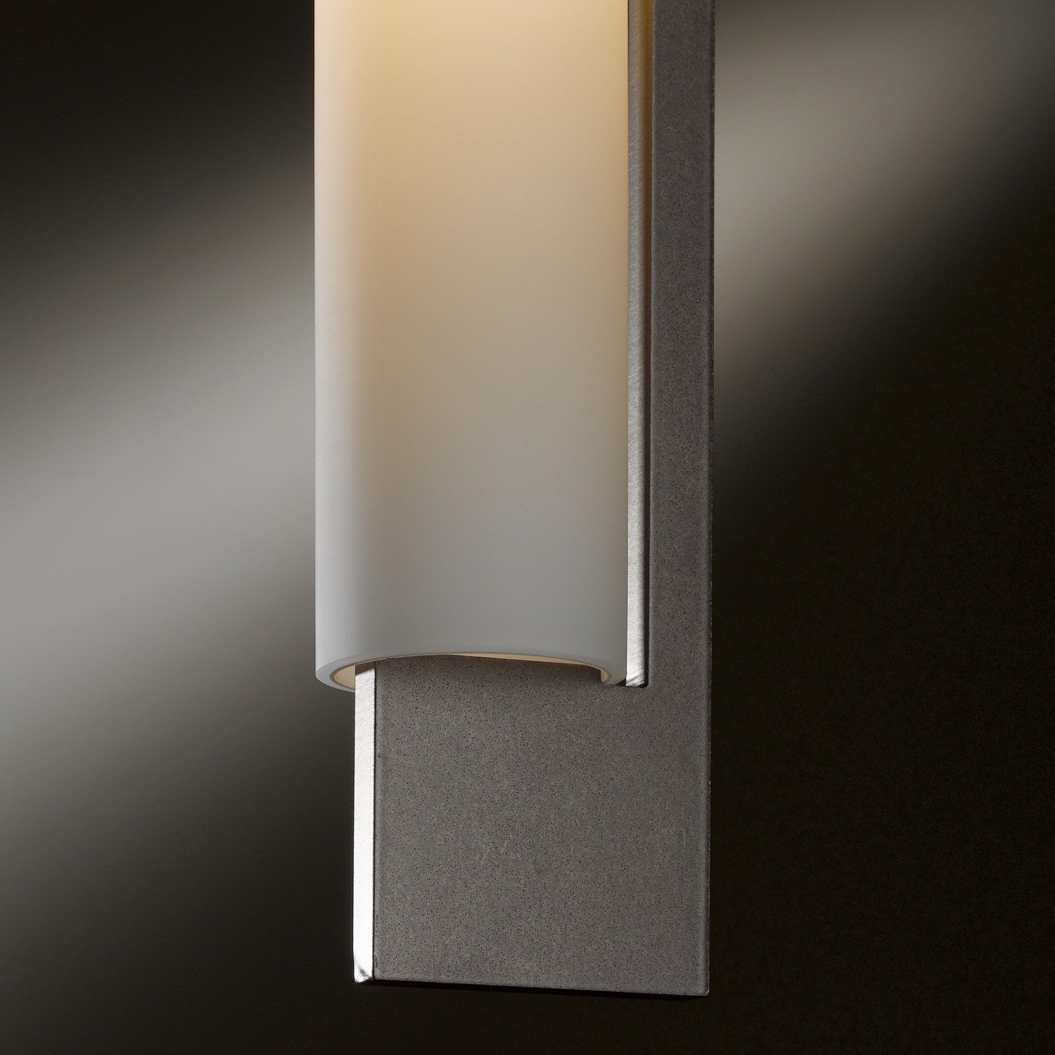 Hubbardton Forge - 186400-SKT-MULT-07-GG0186 - One Light Mini Pendant - Axis - Dark Smoke