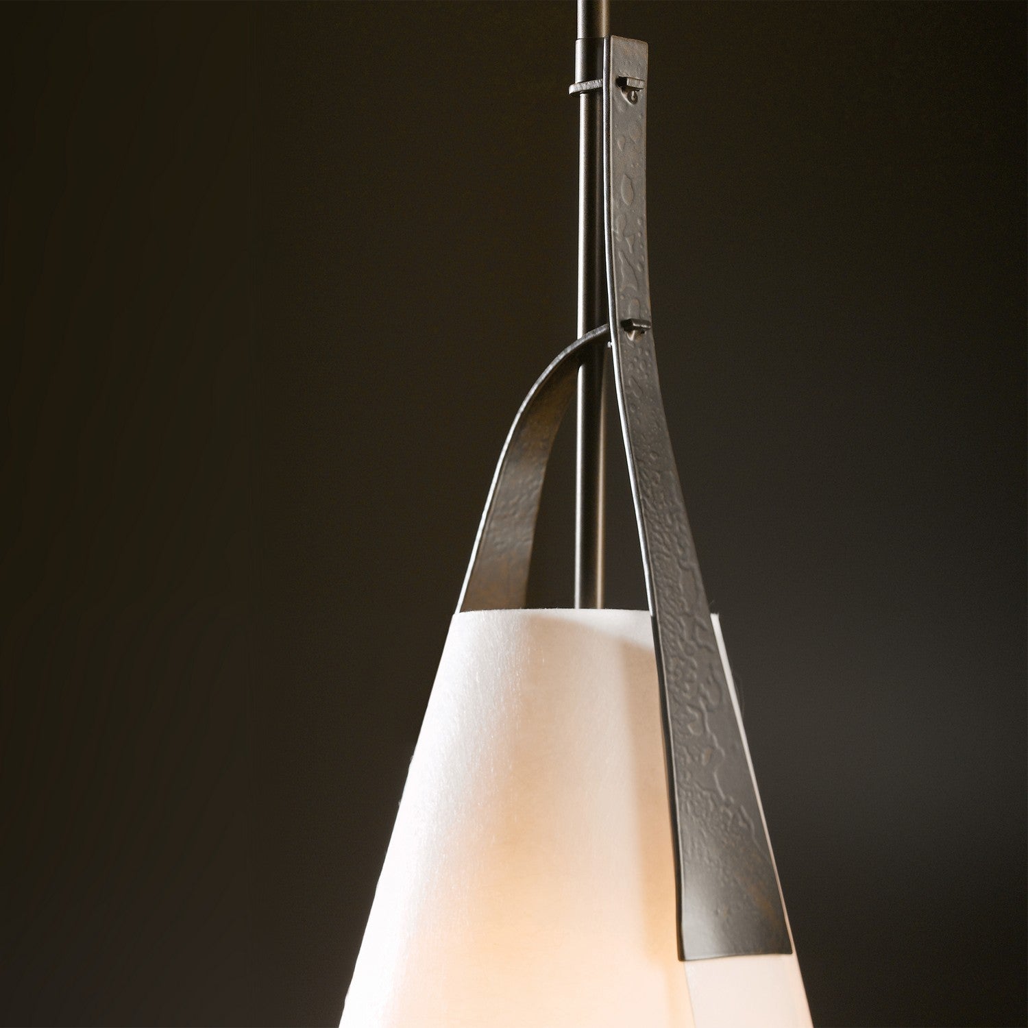 Hubbardton Forge - 134505-SKT-MULT-07-SH1991 - Mobius Tall Pendant - Mobius - Dark Smoke