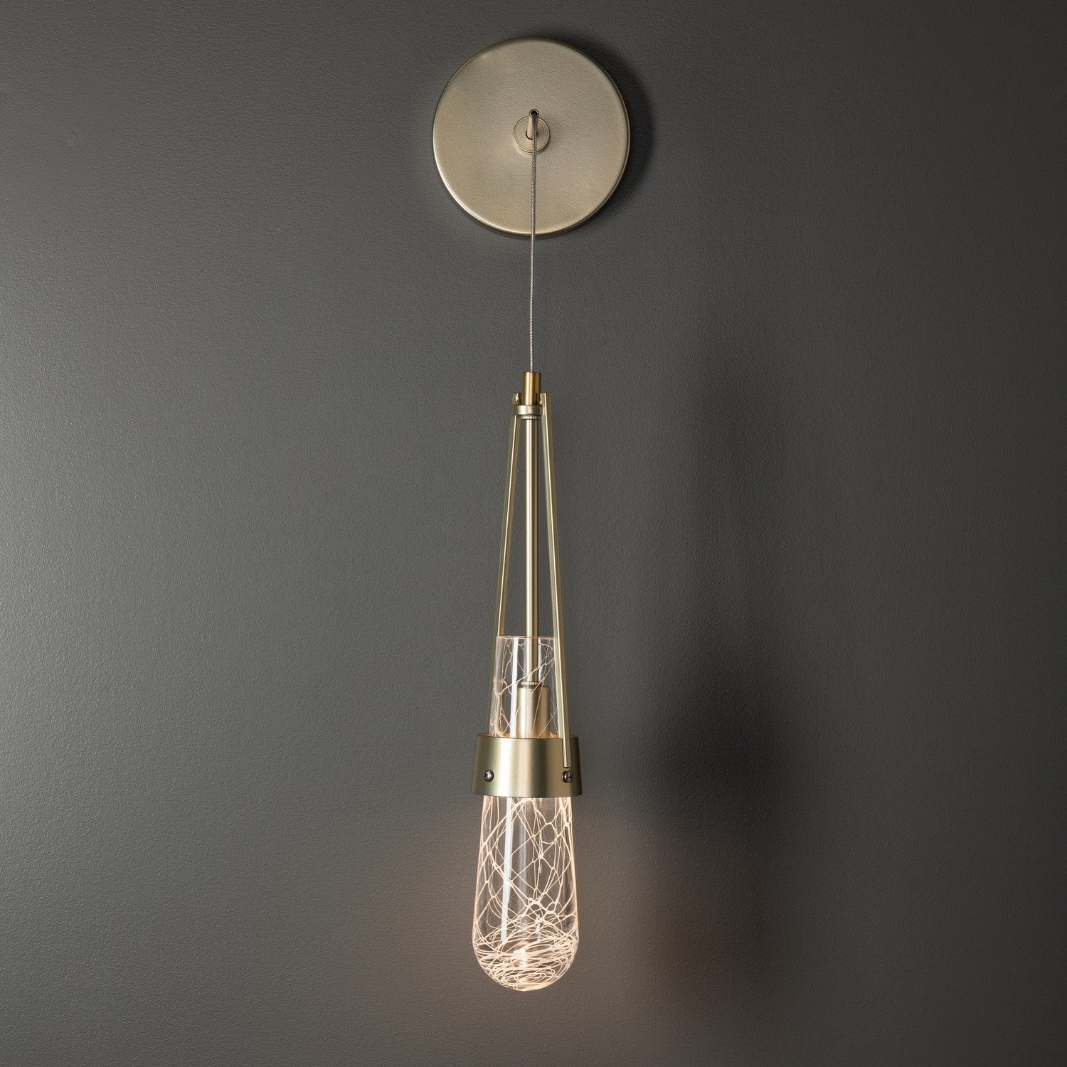 Hubbardton Forge - 201392-SKT-86-YJ0434 - Link Blown Glass Low Voltage Sconce - Link - Modern Brass