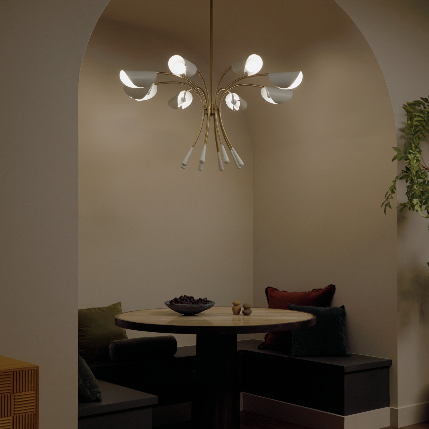 Kichler - 52560CPZWH - Eight Light Chandelier - Arcus - Champagne Bronze