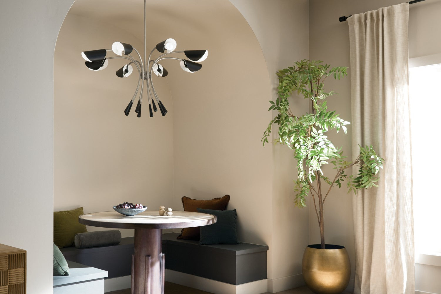 Kichler - 52560SN - Eight Light Chandelier - Arcus - Satin Nickel