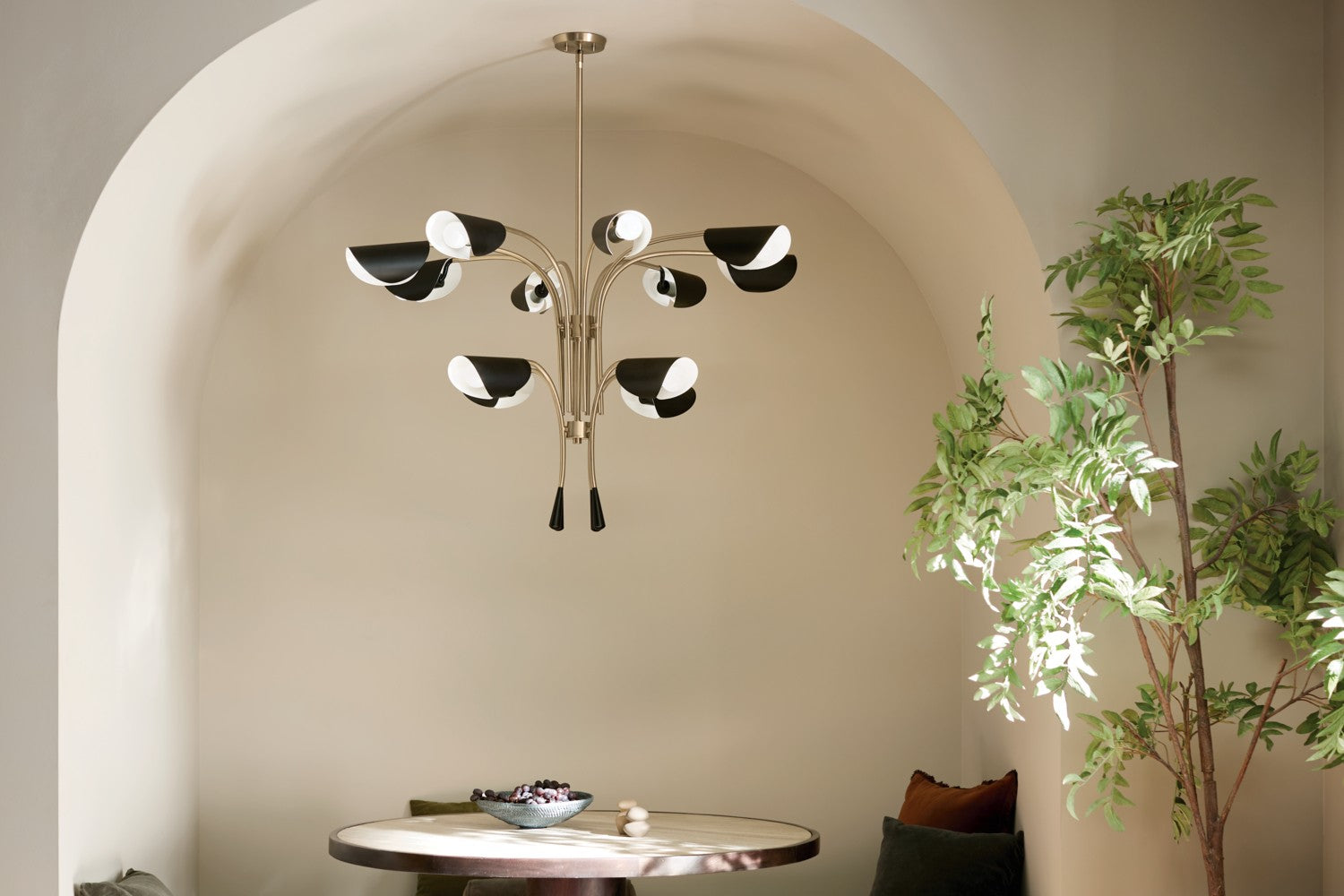 Kichler - 52561CPZBK - 12 Light Chandelier - Arcus - Champagne Bronze